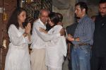 Shobha De at the farewell to photogrpaher Gautam Rajadhyaksha in Mumbai on 13th Sept 2011 (7).JPG