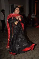 Dolly Bindra at the Telly Chakkar_s New Talent Awards in Mehboob on 16th Sept 2011 (26).JPG