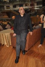 Tarun tahiliani at the launch of Aamby Valley India Bridal Week in Sahara Star on 16th Sept 2011 (29).JPG