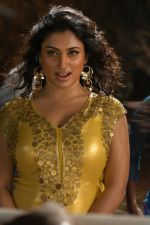 Gowri Munjal in Chirutha Puli Movie Stills (4).jpg