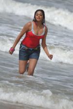 Priyamani In Sexy  Shoot on Beach (72).JPG