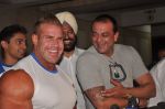 Sanjay Dutt meets Sheru Classic bodybuilding contestants on 22nd Sept 2011 (26).JPG