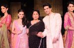 Dia Mirza, Zayed Khan walk the ramp for Adarsh Gill Show at Amby Valley India Bridal Week day 2 on 24th Sept 2011 (101).JPG
