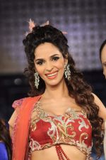 Mallika Sherawat walk the ramp for Anjalee and Arjun Kapoor Show at Amby Valley India Bridal Week day 1 on 24th Sept 2011 (1).JPG