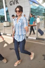 Priyanka Chopra arrive back from Gima Awards in Domestic Airport, Mumbai on 24th Sept 2011 (27).JPG