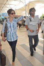 Priyanka Chopra, Chunky Pandey arrive back from Gima Awards in Domestic Airport, Mumbai on 24th Sept 2011 (53).JPG