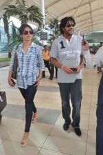 Priyanka Chopra, Chunky Pandey arrive back from Gima Awards in Domestic Airport, Mumbai on 24th Sept 2011 (56).JPG