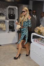 Paris Hilton unveils her line at Shoppers Stop in Juhu, Mumbai on 25th Sept 2011 (2).JPG