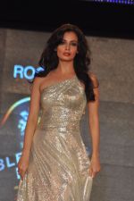 Dia Mirza at Blenders Pride Fashion Tour 2011 Day 2 on 24th Sept 2011 (125).jpg