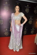 Esha Deol on Day 4 at Amby Valley India Bridal Week on 26th Sept 2011-1 (29).JPG