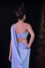 Model walk the ramp for Neeta Lulla Show at Amby Valley India Bridal Week day 4 on 26th Sept 2011 (93).JPG