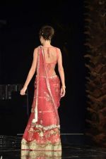 Model walk the ramp for Shane Falguni Show at Amby Valley India Bridal Week day 4 on 26th Sept 2011 (91).JPG