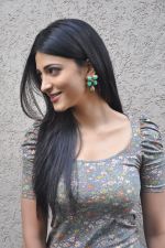Shruti Hassan Casual Shoot during  2011 Airtel Youth Star Hunt Launch in AP on 24th September 2011 (21).jpg