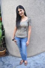 Shruti Hassan Casual Shoot during  2011 Airtel Youth Star Hunt Launch in AP on 24th September 2011 (8).jpg