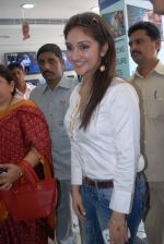 Sridevi Vijayakumar Launches Bajaj Electronics on 25th September 2011 (3).jpg