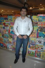 at Vineet Mishra book launch in Crossword, Juhu, Mumbai on 26th Sept 2011 (23).JPG