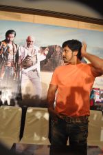 Chiyaan Vikram attends Rajapattai Press Meet (3).jpg