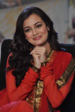 Dia Mirza at Love Break up zindagi promotional event in Mehboob on 27th Sept 2011 (66).JPG