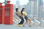 Suriya, Shruti Haasan in 7aum Arivu Movie Stills (34).jpg