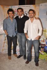 Vaibhav Talwar, Satyadeep Mishra, Cyrus Sahukar at Love Break up zindagi promotional event in Mehboob on 27th Sept 2011 (26).JPG