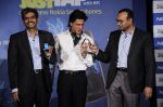 Shahrukh Khan unveils the new Nokia Symbian mobile in Trident, Mumbai on 28th Sept 2011 (17).JPG