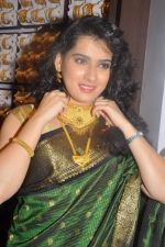 Archana at CMR Shopping Mall Launch on 28th September 2011 (94).jpg