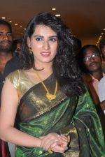 Archana at CMR Shopping Mall Launch on 28th September 2011 (97).jpg
