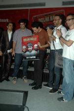 Imran Khan at Delhi Belly DVD launch in Landmark, Mumbai on 29th Sept 2011 (74).JPG