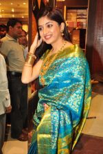 Poonam Kaur at CMR Shopping Mall Launch on 28th September 2011 (16).jpg