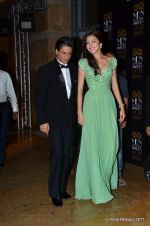 Shahrukh Khan, Anushka Sharma at the GQ Men Of The Year Awards 2011 in Grand Hyatt, Mumbai on 29th Sept 2011 (100).JPG