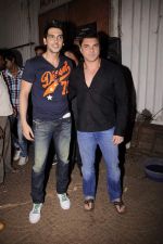 Zayed Khan, Sohail Khan on the sets of Comedy Circus in Andheri, Mumbai on  5th Oct 2011 (20).JPG