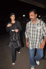 Katrina Kaif snapped at international airport on 9th Oct 2011 (2).JPG