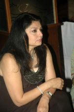 Kiran Juneja at Manish Goswami_s bash in Sun N Sand on 9th Oct 2011 (36).JPG
