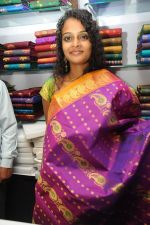 Sonia Launches Tharangini Saree Store on October 7th 2011 (8).jpg
