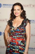 Carla Gugino arrives to the Premiere of _The Mighty Macs_ in Philadelphia on 14th October 2011 (4).jpg