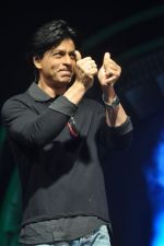 Shahrukh Khan at Ra.One Promotions in Bandra, Mumbai on 14th Oct 2011 (20).JPG