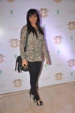 Shweta Salve at Anand Ranwat jewellery collection launch in Trident on 15th Oct 2011 (73).JPG
