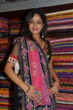 Haripriya launches Sanskriti Festive Designer collection Sarees on 15th October 2011 (47).JPG