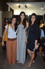 Rupali Suri at Troy Costa store launch in Mumbai on 19th Oct 2011 (57).JPG