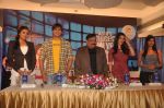 Vivek Oberoi, Tanushree Dutta, Sophie Chaudhary, Sayali Bhagat at Country Club_s new year_s bash press meet in Andheri, Mumbai on 19th Oct 2011 (88).JPG