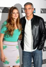 Shailene Woodley and George Clooney attends the 55th Annual Times BFI London Film Festival _The Descendants_ Photocall at Odeon West End, Leicester Square on 20th October 2011 (1).jpg