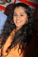Taapsee Pannu attends Big FM Big Item Bomb Show on 21st October 2011 (7).JPG