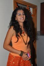 Taapsee Pannu attends Laasya Showroom Opening on 21st October 2011 (13).JPG