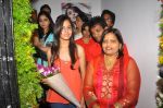 Anushka Shah Lunches Suja_s Beauty Care on 22nd October 2011 (11).JPG