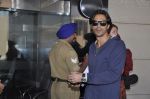 Arjun Rampal leave for Ra.One Premiere tour in Airport, Mumbai on 23rd Oct 2011 (33).JPG