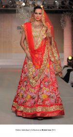 Model walk the ramp for Pallavi jaikishan Show at Bridal Asia 2011 on 27th Sept 2011 (8).jpg