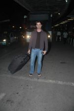 Amit Gaur snapped at the Mumbai International Airport on 28th Oct 2011 (2).JPG