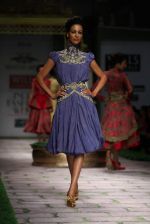 Model walk the ramp for Shantanu Goenka at Wills India Fashion Week 2011 on 10th Oct 2011 (165).JPG
