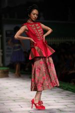 Model walk the ramp for Shantanu Goenka at Wills India Fashion Week 2011 on 10th Oct 2011 (171).JPG