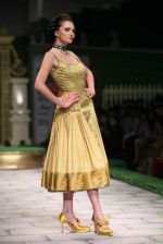 Model walk the ramp for Shantanu Goenka at Wills India Fashion Week 2011 on 10th Oct 2011 (173).JPG